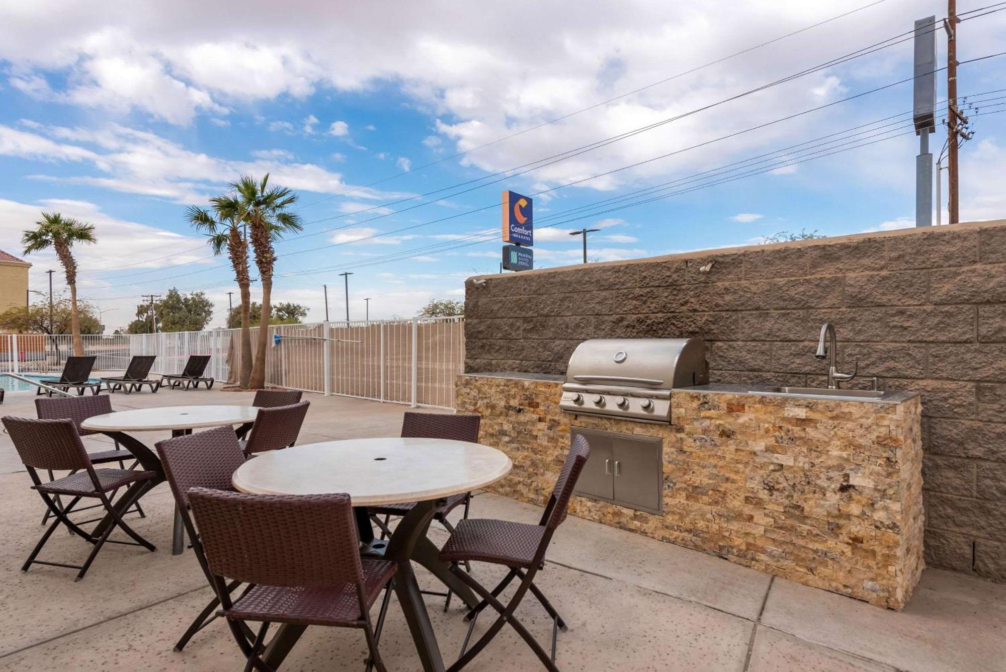 Mainstay Suites El Centro I-8 מראה חיצוני תמונה