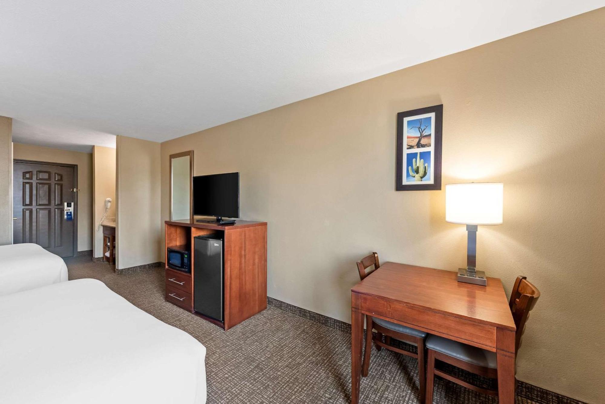 Mainstay Suites El Centro I-8 מראה חיצוני תמונה