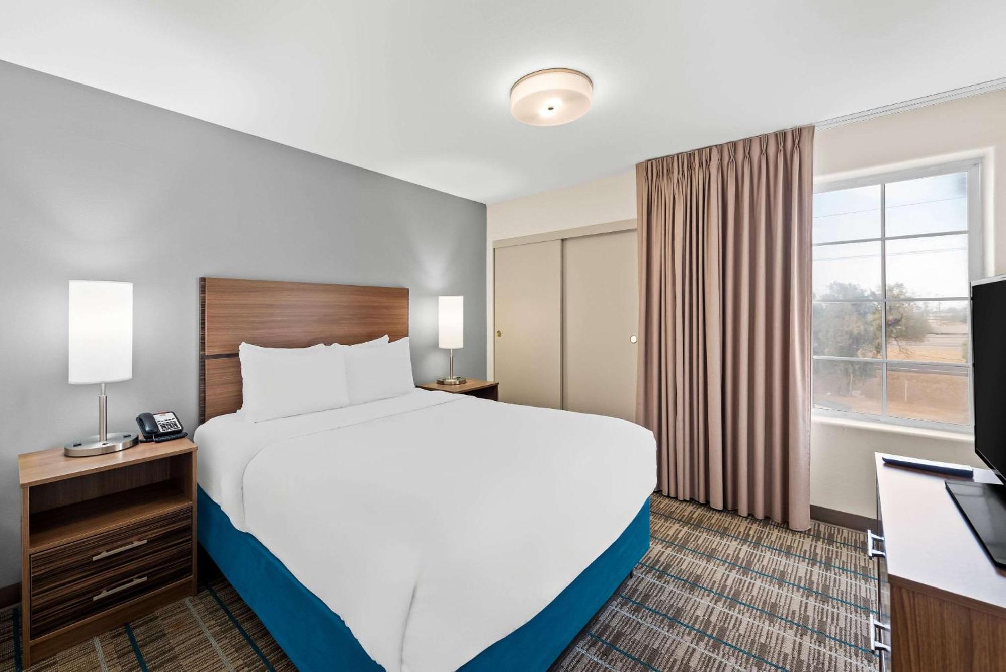 Mainstay Suites El Centro I-8 מראה חיצוני תמונה